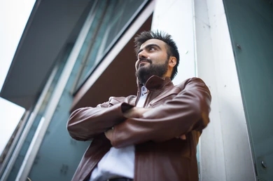 ترفندهای ساده برای داشتن تیپ دانشجویی پسرانه جذاب! 2 تیپ پسرانه دانشجویی پاییزه