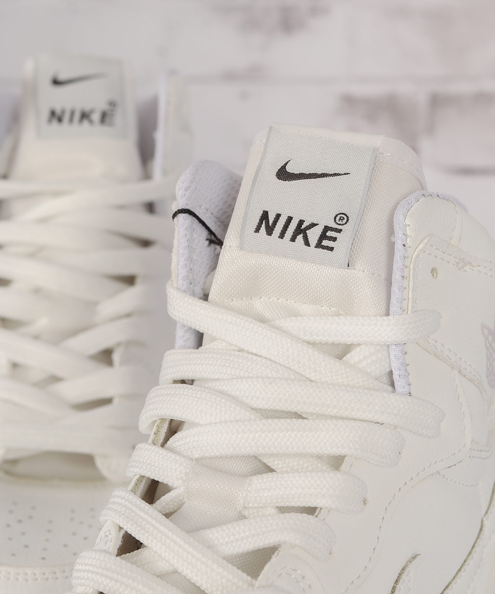 نیم بوت سفید نایک جردن 4117