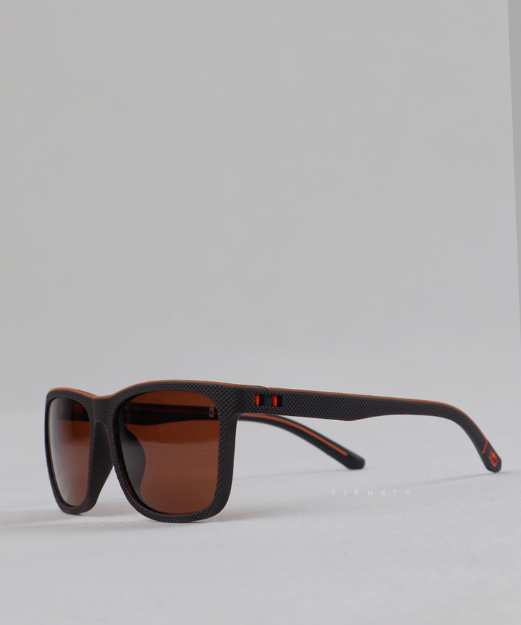         نارنجی عینک آفتابی 2022  - تصویر 4