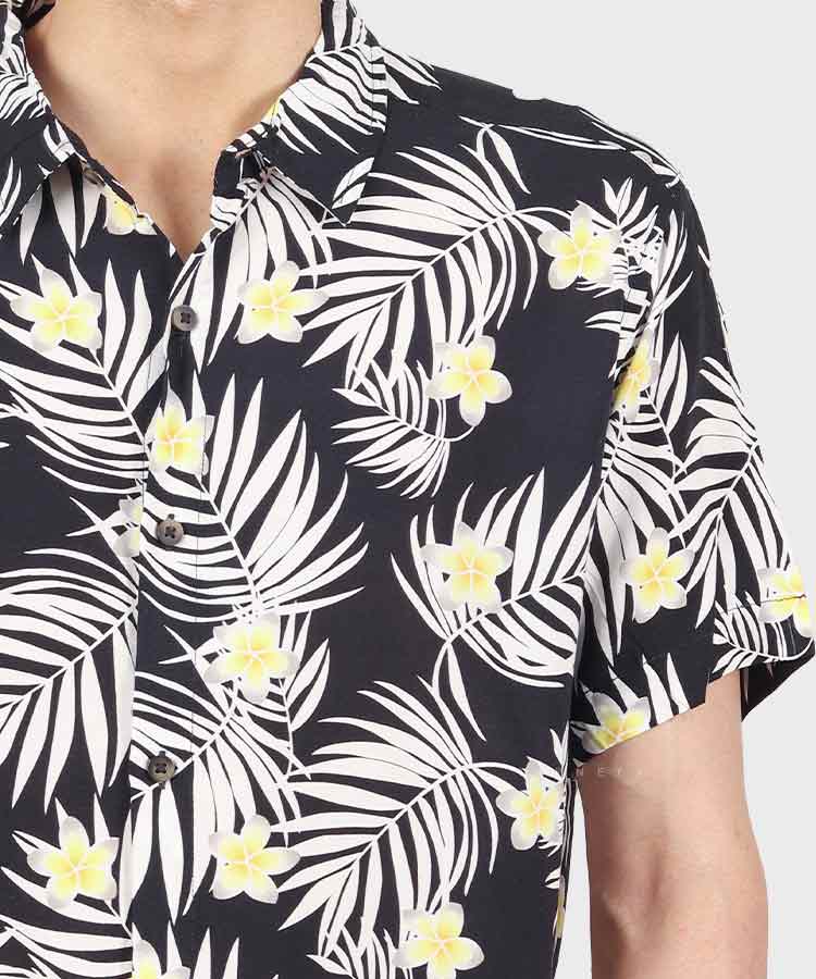 پیراهن مردانه هاوایی آستین کوتاه گلدار 2035