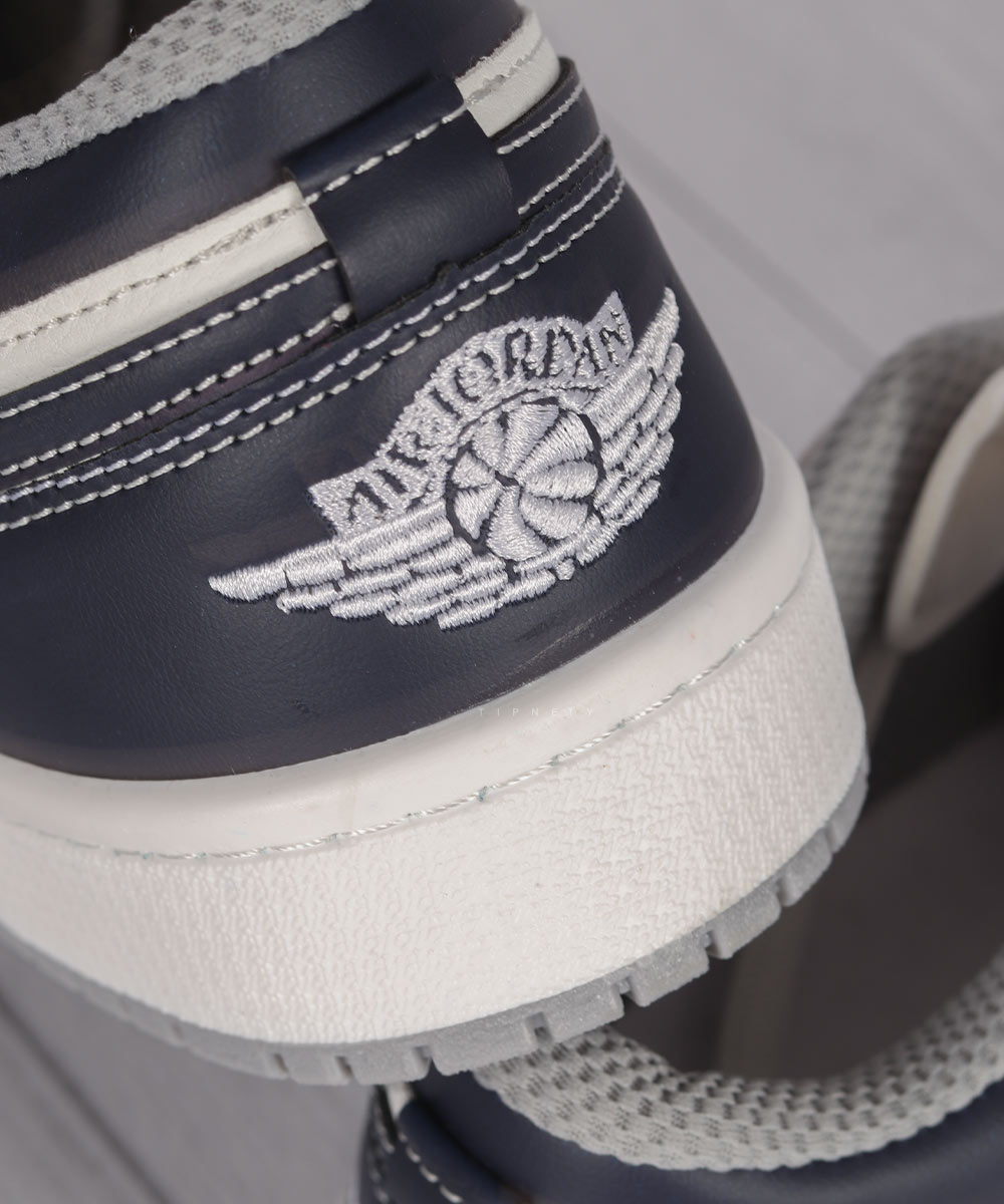 کفش سورمه ای نایک جردن 4818