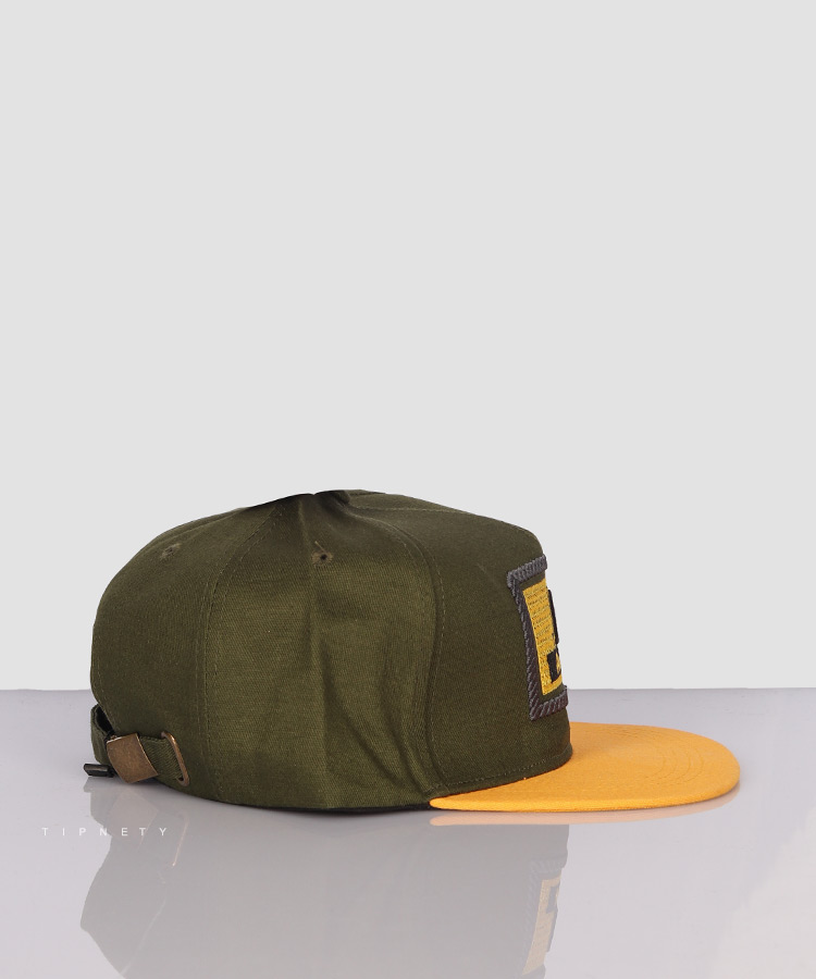 کلاه کپ لبه صاف سبز 1949