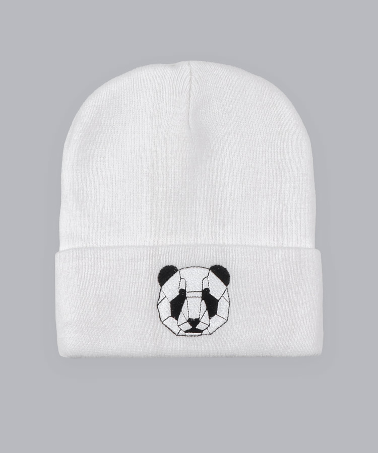 کلاه بافتنی سفید و زمستانه طرح پاندا 6178