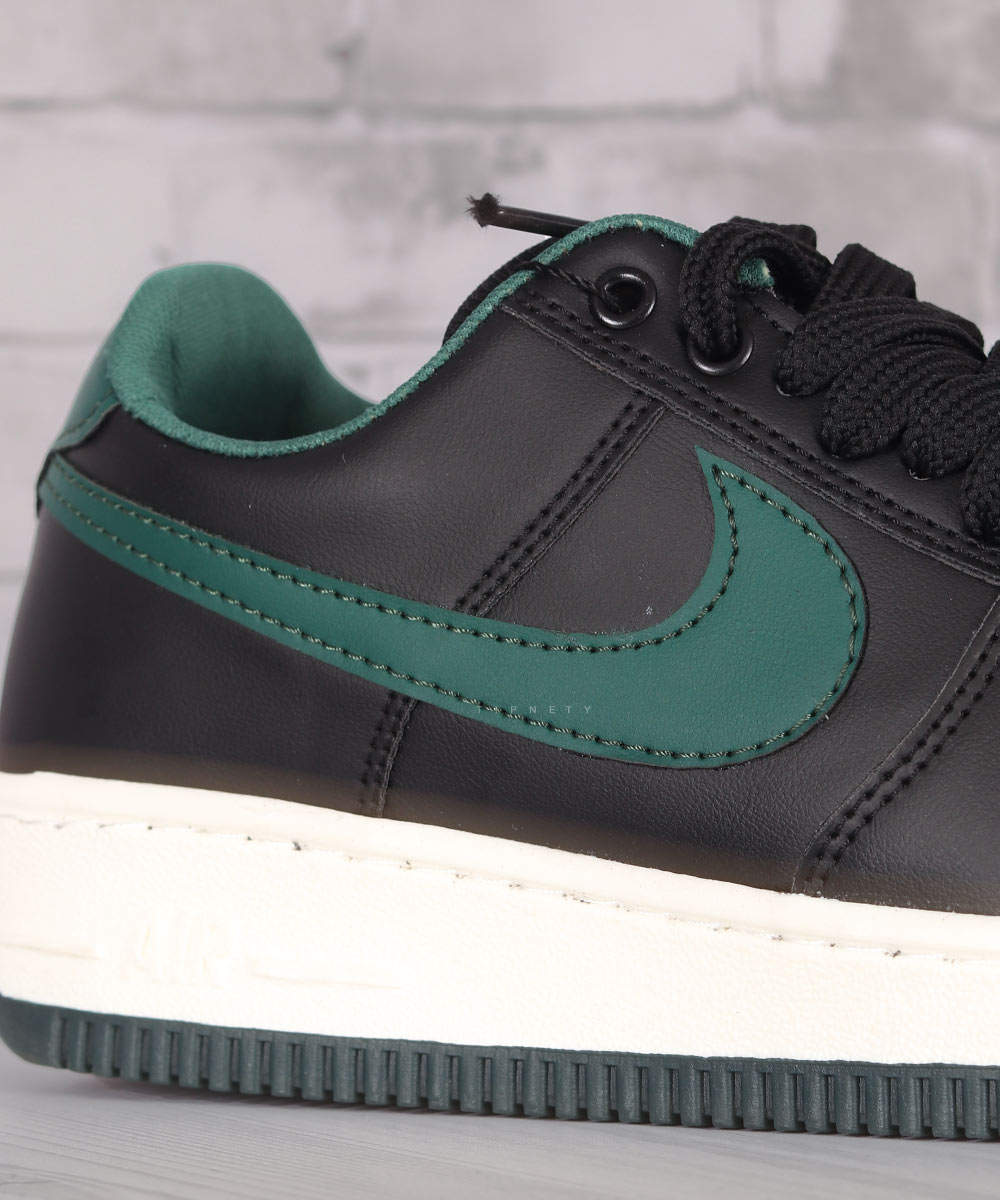 کفش مشکی نایک ایر 1464