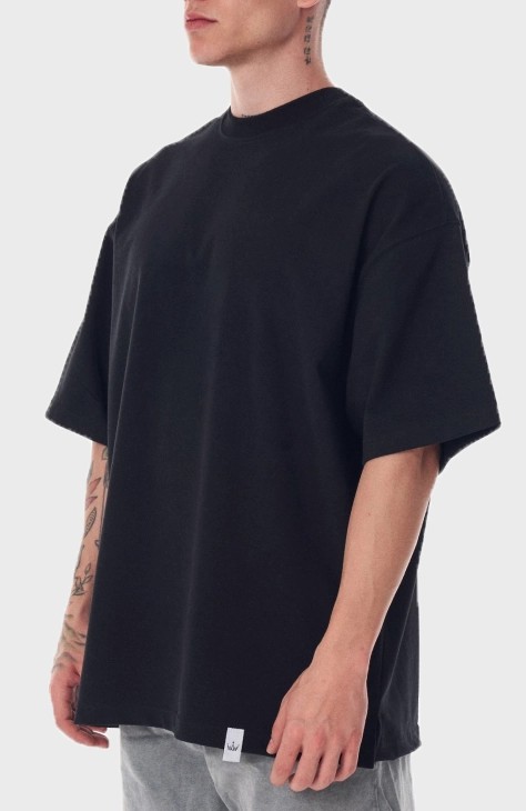 oversize-tshirt-(3).webp