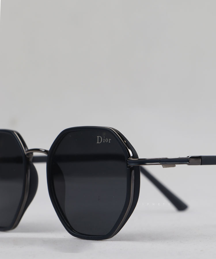             سورمه ای عینک آفتابی 8049  - تصویر 3