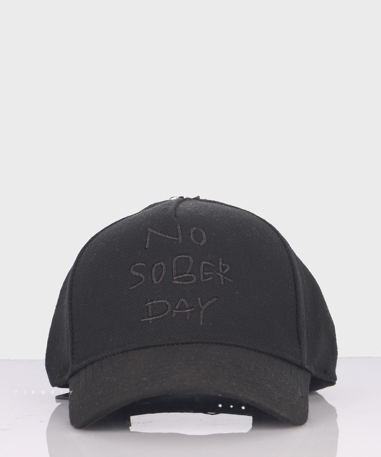 کلاه کپ مشکی کتان No Sober Day کد 2322